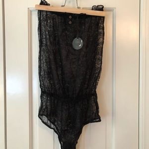 NWT Undrest lace one piece romper size 2
